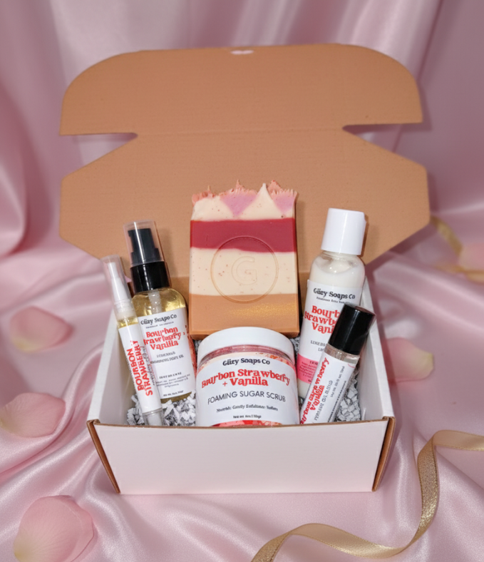 Bourbon Strawberry + Vanilla Set & Kit de Autocuidado